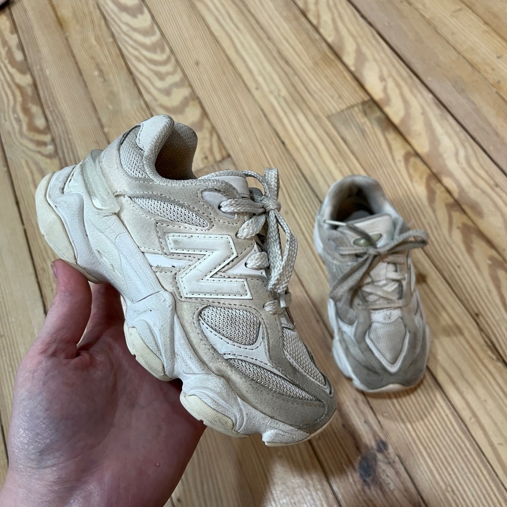 New Balance 9060 Sneakers Kids Size 11 Sea Salt Rain Cloud Chunky Suede PC9060LL